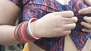 Indian hot housewife hot boobs